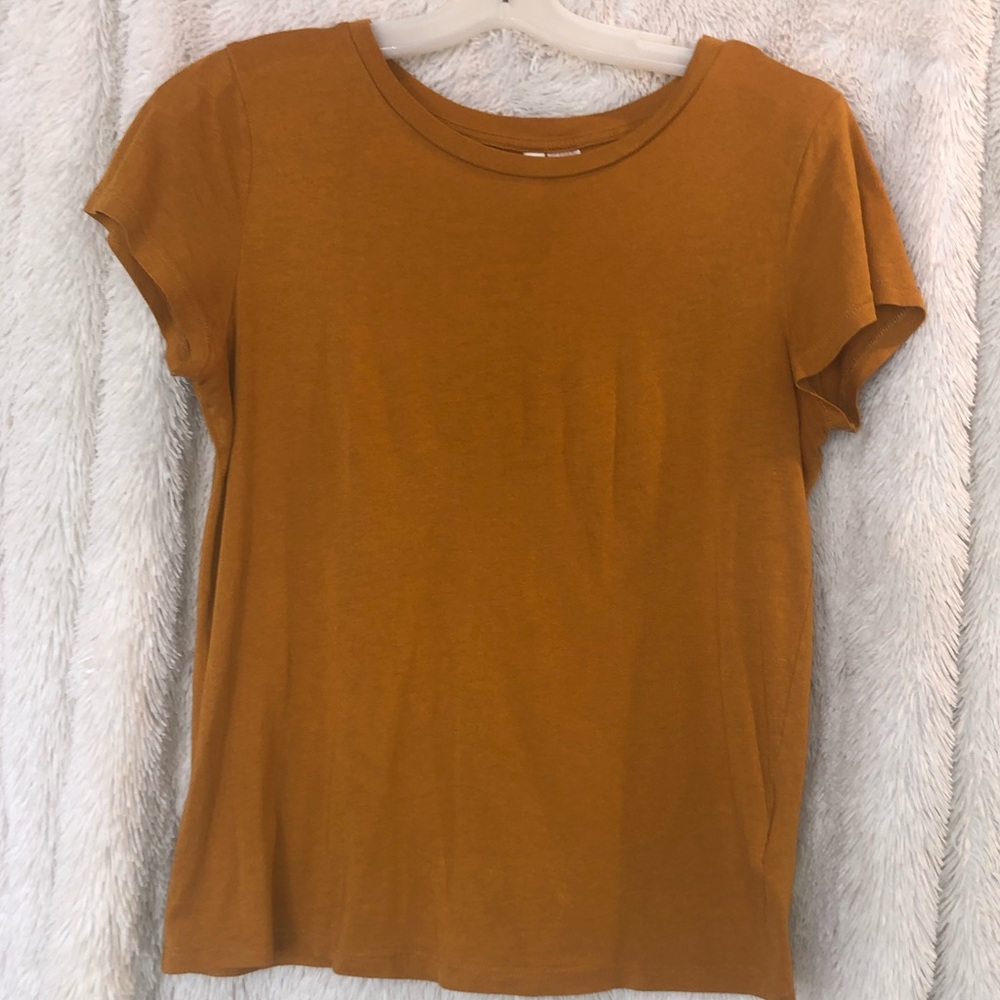 H&M Mustard Tee Small